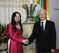 Lời hứa 'nữ nhi không thường tình' của nữ Đại sứ với Tổng Bí thư