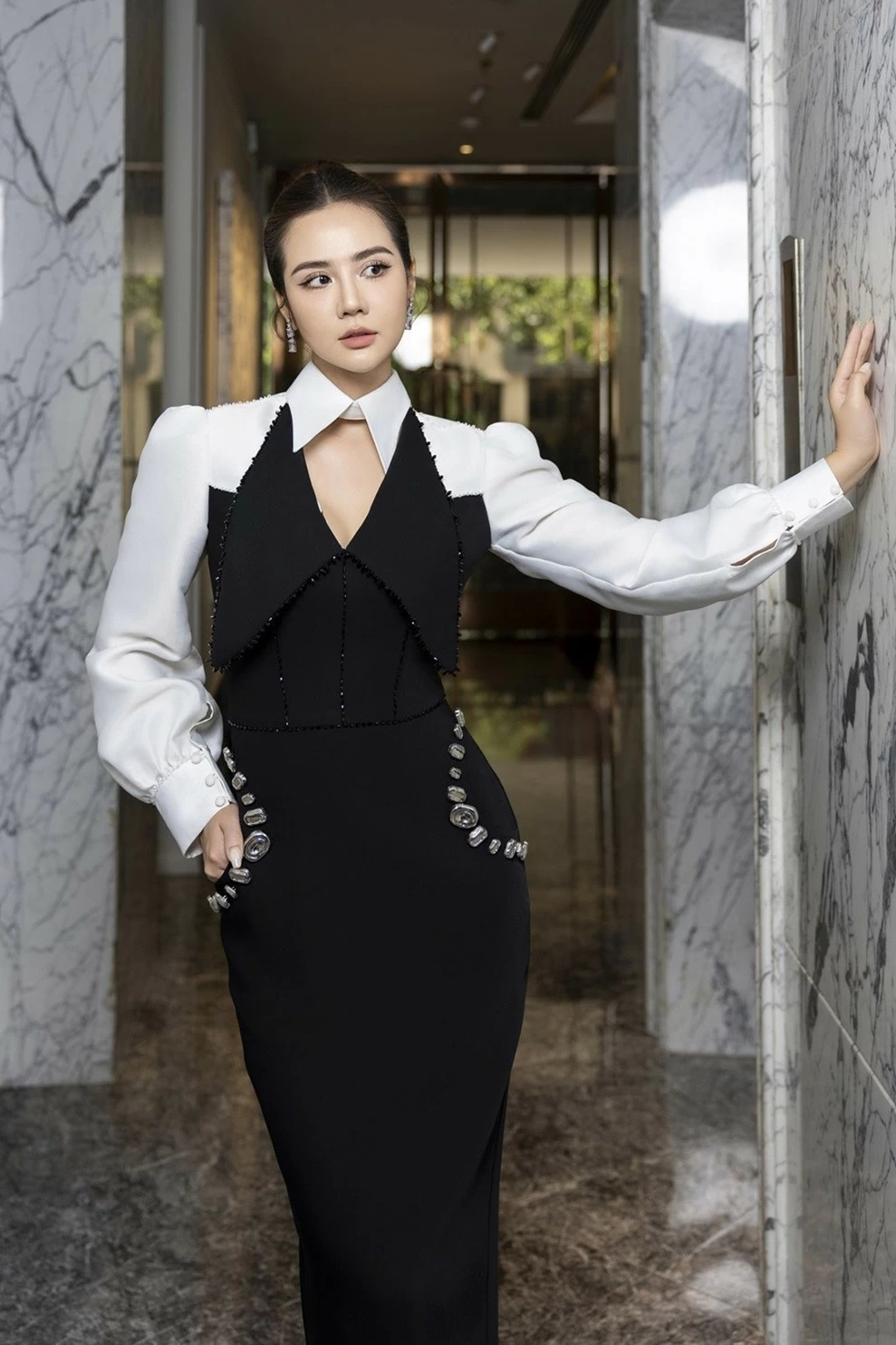 Phan Minh Huyền làm mẫu Phan Minh Huyền làm mẫu