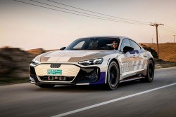 Top 10 mẫu xe điện sạc nhanh nhất thế giới hiện nay