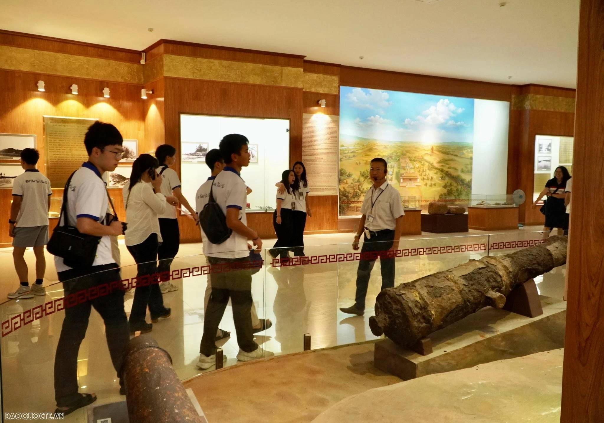 Trại hè Việt Nam 2024: Theo dấu chân lịch sử tại đất võ Bình Định Trại hè Việt Nam 2024: Theo dấu chân lịch sử tại đất võ Bình Định