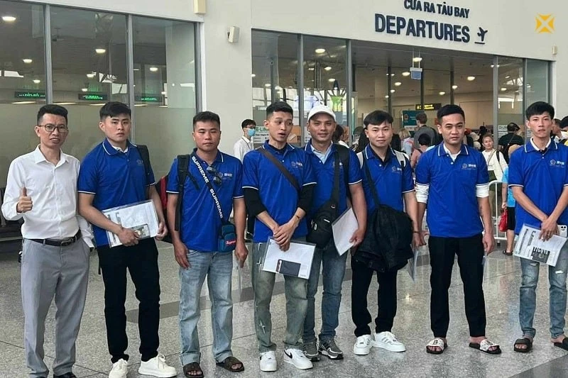 Bên cạnh các thị trường chính như: Nhật Bản, Hàn Quốc và Đài Loan (Trung Quốc), hiện nay thị trường châu Âu được Giám đốc Nguyễn Thanh Bình tích cực phát triển mạnh cả về chất lẫn lượng. Bên cạnh các thị trường chính như: Nhật Bản, Hàn Quốc và Đài Loan (Trung Quốc), hiện nay thị trường châu Âu được Giám đốc Nguyễn Thanh Bình tích cực phát triển mạnh cả về chất lẫn lượng.