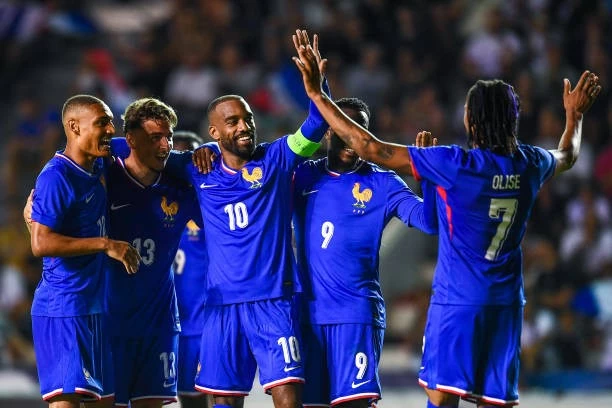 Chủ nhà Pháp được đánh giá cao nhất trong cuộc đua giành HCV bóng đá nam Olympic Paris 2024. Chủ nhà Pháp được đánh giá cao nhất trong cuộc đua giành HCV bóng đá nam Olympic Paris 2024.