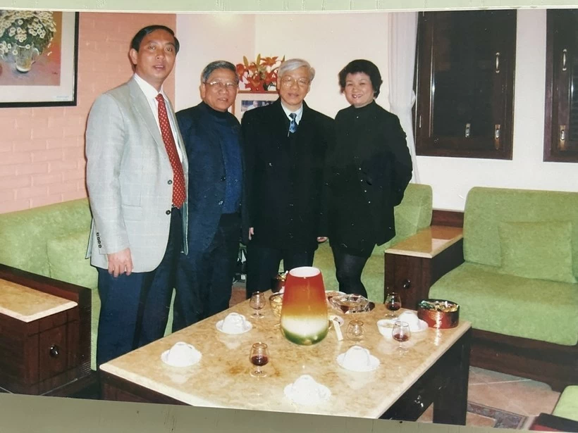 Tổng Bí thư Nguyễn Phú Trọng – tấm gương sáng của người cộng sản Tổng Bí thư Nguyễn Phú Trọng – tấm gương sáng của người cộng sản