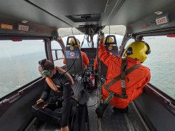 Philippines chạy đua với thời gian để ngăn sự cố tràn dầu lớn nhất trong lịch sử