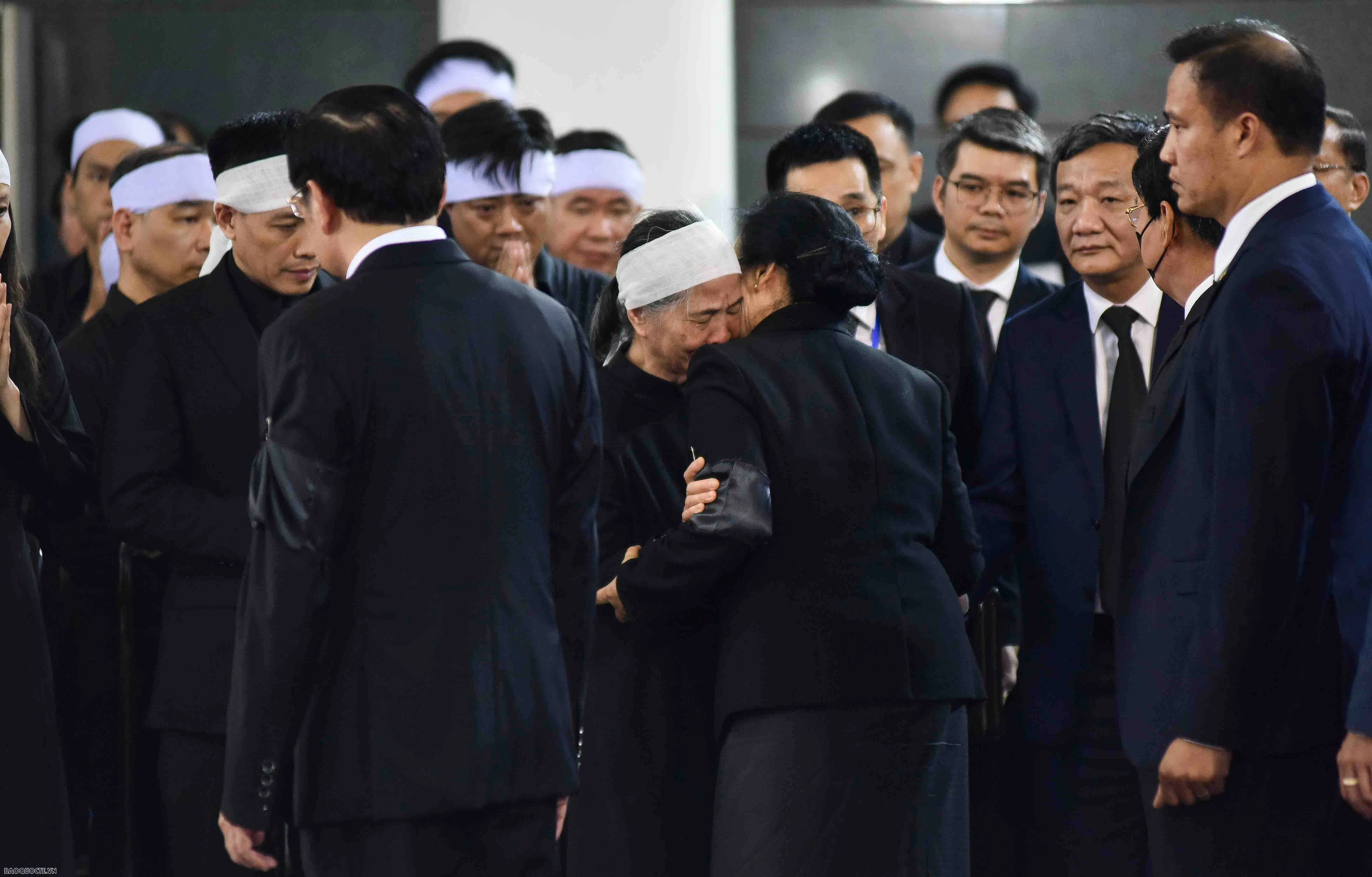 Bạn bè quốc tế tiễn biệt Tổng Bí thư Nguyễn Phú Trọng Bạn bè quốc tế tiễn biệt Tổng Bí thư Nguyễn Phú Trọng