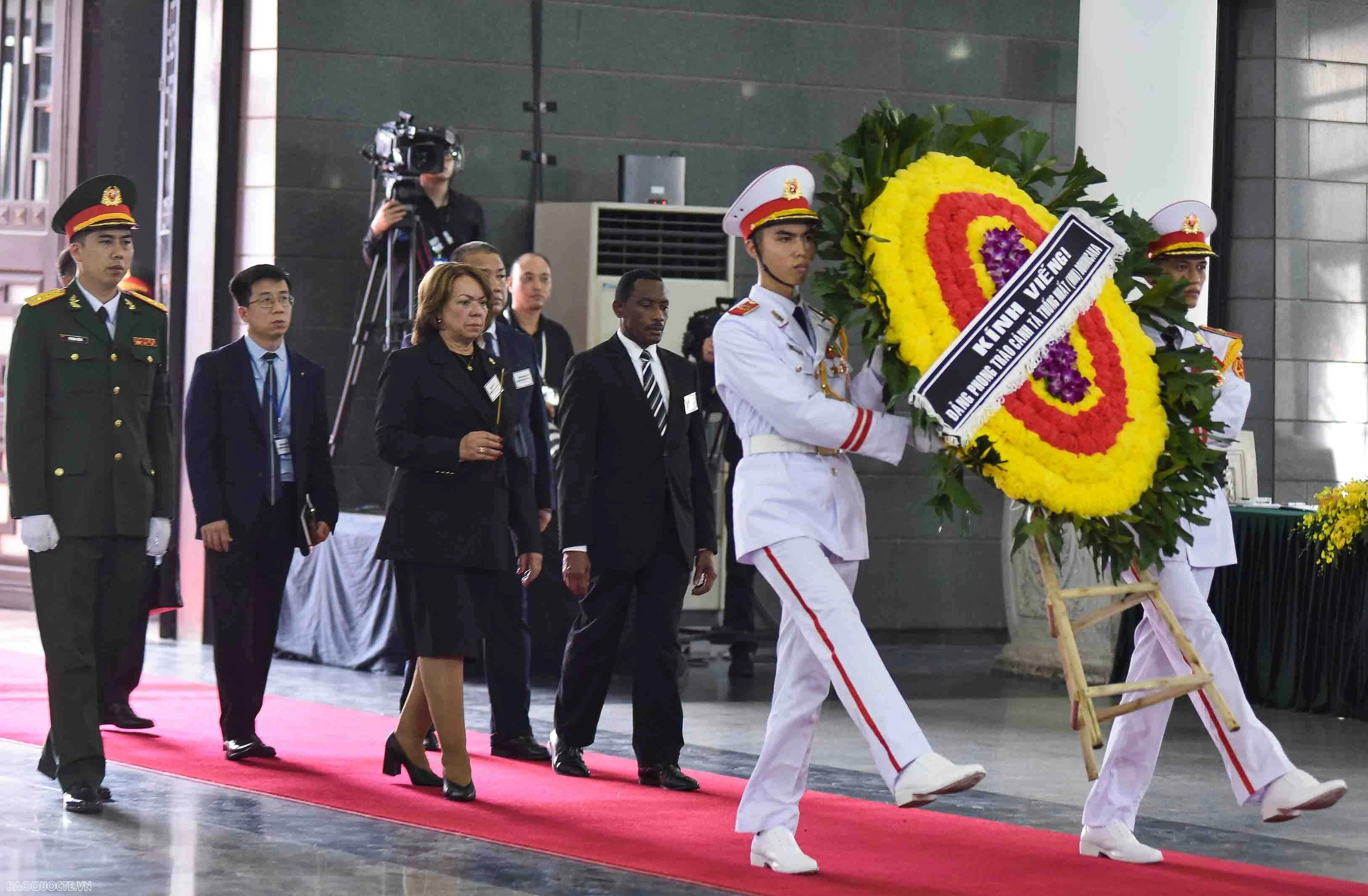 Bạn bè quốc tế tiễn biệt Tổng Bí thư Nguyễn Phú Trọng Bạn bè quốc tế tiễn biệt Tổng Bí thư Nguyễn Phú Trọng