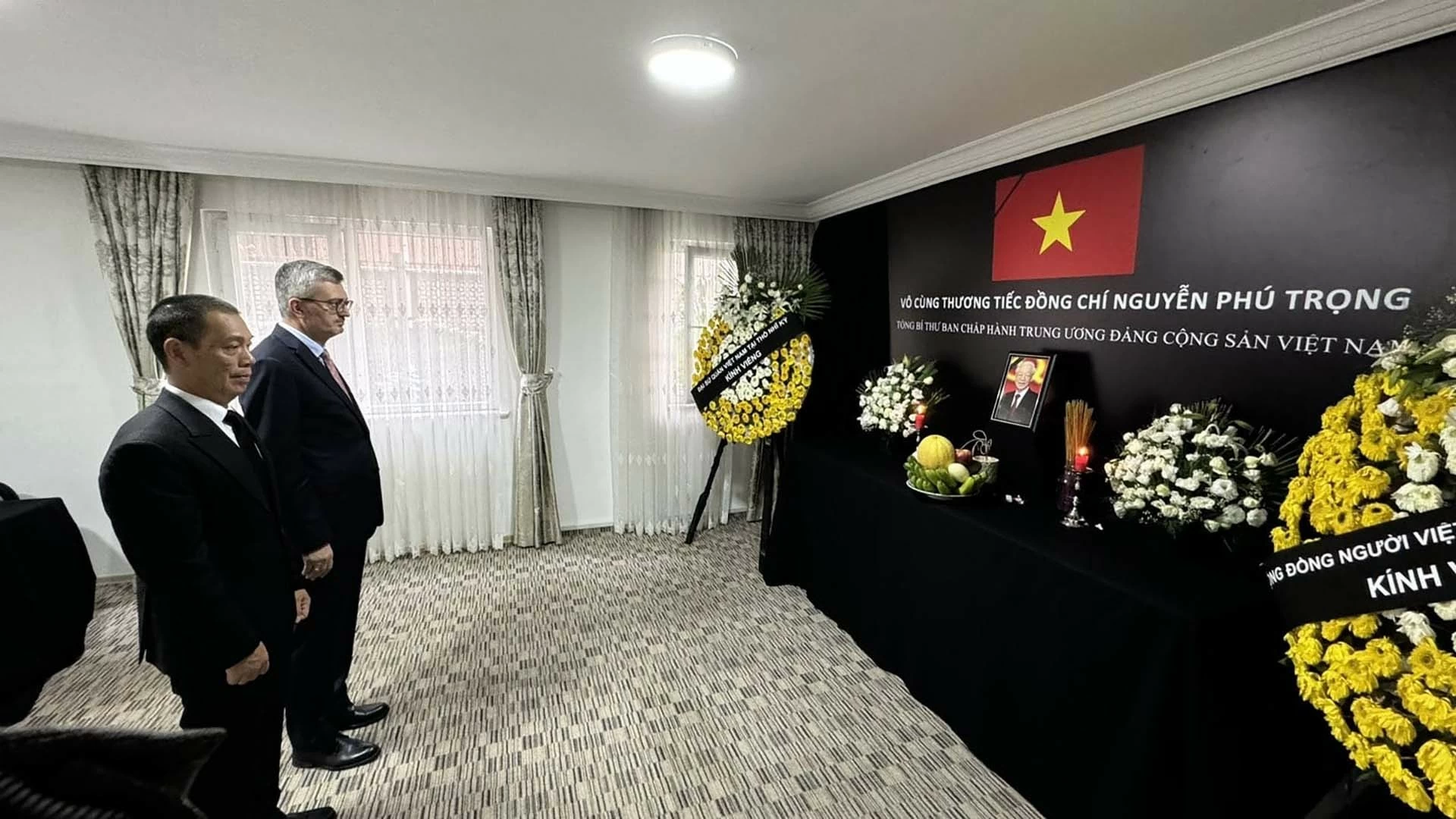 Những đóng góp của Tổng Bí thư Nguyễn Phú Trọng sẽ còn mãi trong tâm thức người dân Việt Nam Những đóng góp của Tổng Bí thư Nguyễn Phú Trọng sẽ còn mãi trong tâm thức người dân Việt Nam