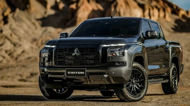 Cận cảnh Mitsubishi Triton Black Edition ra mắt tại Thái Lan, giá 720 triệu đồng Cận cảnh Mitsubishi Triton Black Edition ra mắt tại Thái Lan, giá 720 triệu đồng
