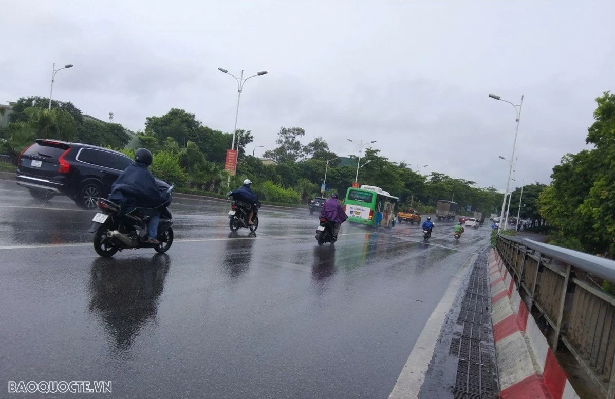 Dự báo thời tiết Bắc Bộ, từ đêm 28/7 đến ngày 30/7 mưa vừa, mưa to và rải rác có giông, cục bộ có nơi mưa rất to. (Ảnh: N. N) Dự báo thời tiết Bắc Bộ, từ đêm 28/7 đến ngày 30/7 mưa vừa, mưa to và rải rác có giông, cục bộ có nơi mưa rất to. (Ảnh: N. N)