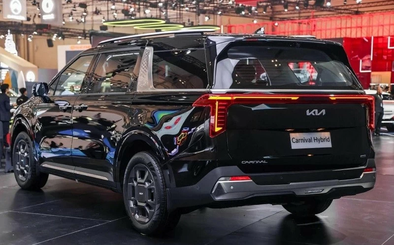Tùy phiên bản, Kia Carnival 2024 tại Indonesia trang bị mâm hợp kim 17-19 inch Tùy phiên bản, Kia Carnival 2024 tại Indonesia trang bị mâm hợp kim 17-19 inch