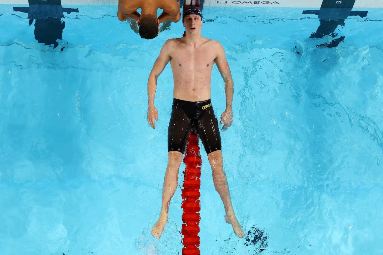 Những khoảnh khắc vàng đầu tiên tại Olympic 2024 Những khoảnh khắc vàng đầu tiên tại Olympic 2024