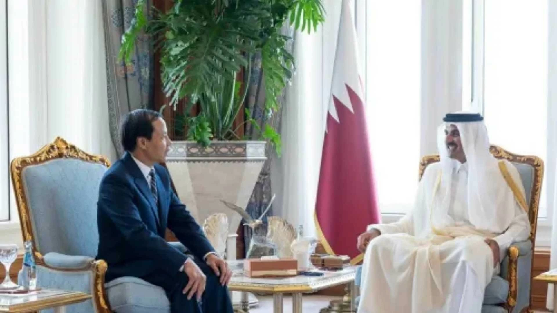 Đại sứ Nguyễn Huy Hiệp trình Thư ủy nhiệm lên Quốc vương Qatar Đại sứ Nguyễn Huy Hiệp trình Thư ủy nhiệm lên Quốc vương Qatar
