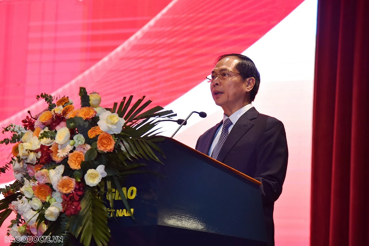 Khai mạc Hội nghị kỷ niệm 25 năm ký Hiệp ước biên giới và 15 năm ký 3 văn kiện pháp lý về biên giới trên đất liền Việt Nam-Trung Quốc Xây dựng đường biên giới Việt Nam-Trung Quốc hòa bình, ổn định, góp phần thúc đẩy phát triển kinh tế xã hội