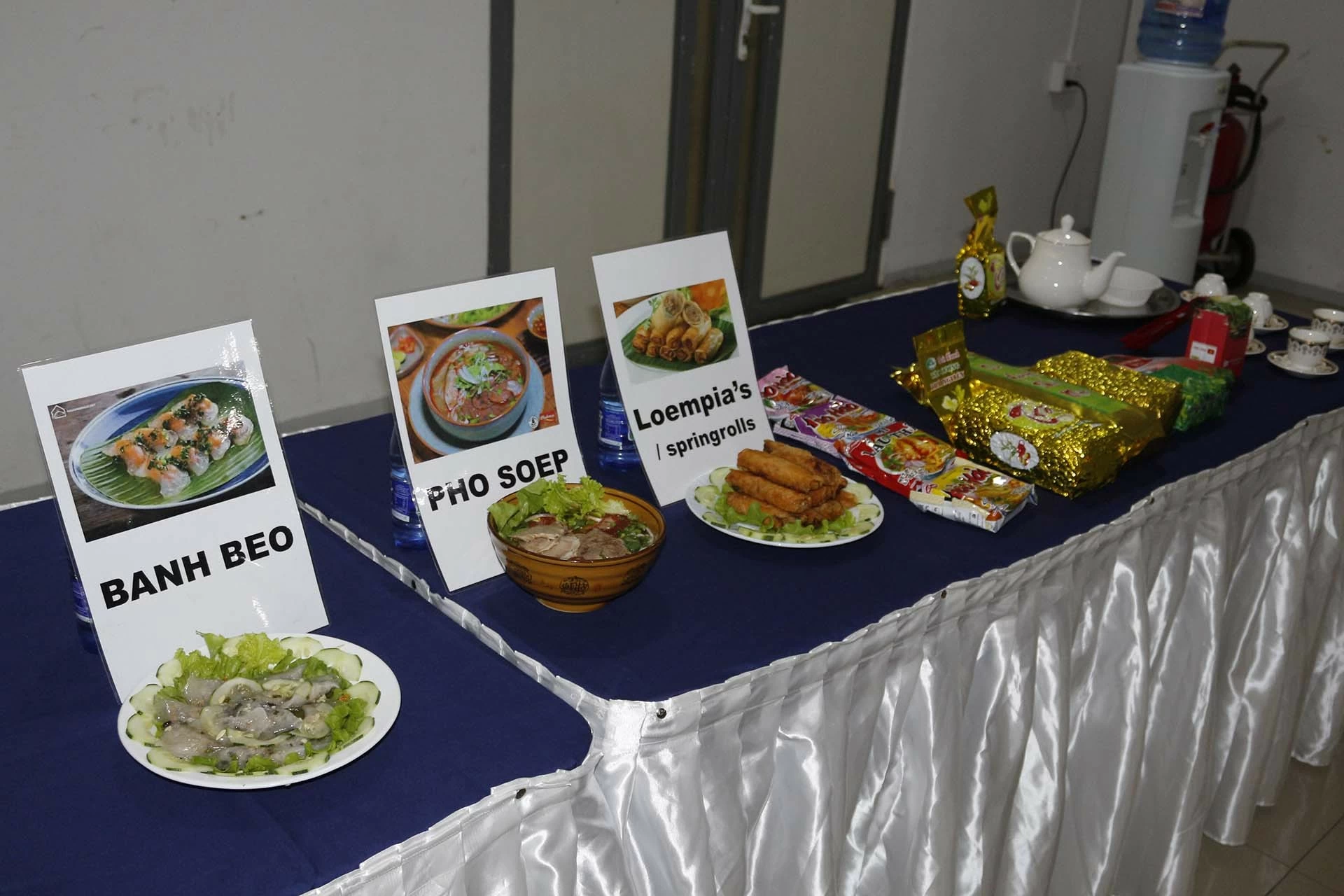 m thực việt tại Diễn đàn doanh nghiệp. m thực việt tại Diễn đàn doanh nghiệp.