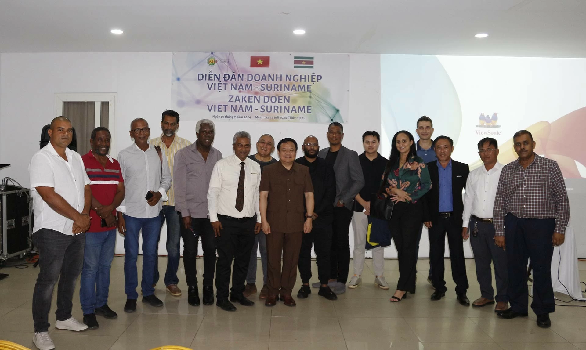 Diễn đàn doanh nghiệp. Diễn đàn doanh nghiệp.