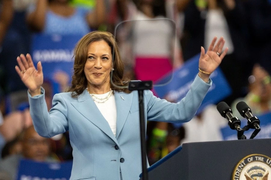Bầu cử Mỹ 2024: Bà Kamala Harris chính thức giành được đề cử ứng viên tổng thống đảng Dân chủ, 'phó tướng' có thể liên danh là ai? Bầu cử Mỹ 2024: Bà Kamala Harris chính thức giành được đề cử ứng viên tổng thống đảng Dân chủ, 'phó tướng' có thể liên danh là ai?