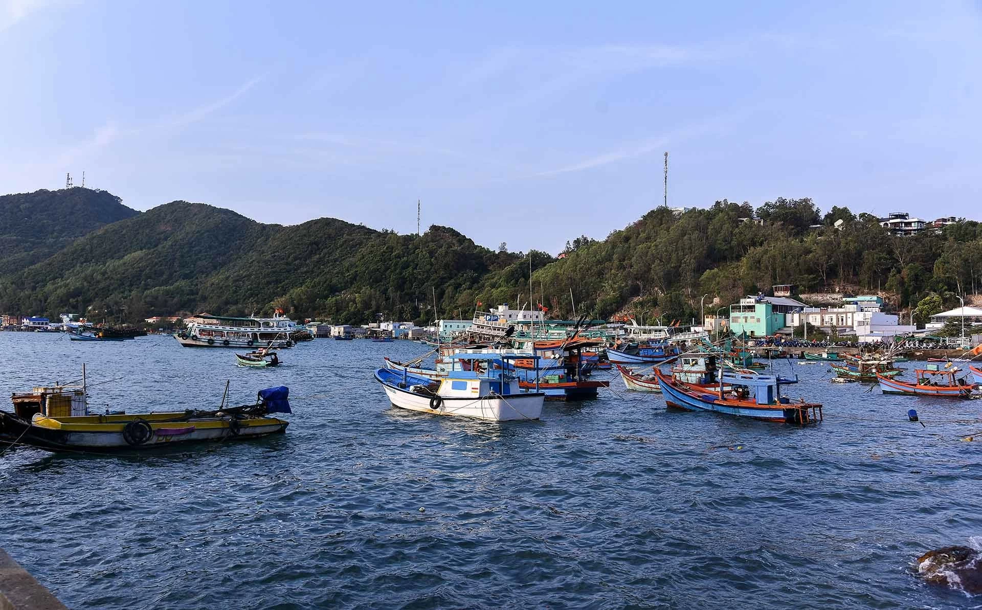 Nghị quyết 36 nhấn mạnh, phát triển bền vững kinh tế biển phải dựa trên nền tảng tăng trưởng xanh, phát huy các giá trị văn hóa biển đặc trưng Việt Nam. (Ảnh: Nguyễn Hồng) Nghị quyết 36 nhấn mạnh, phát triển bền vững kinh tế biển phải dựa trên nền tảng tăng trưởng xanh, phát huy các giá trị văn hóa biển đặc trưng Việt Nam. (Ảnh: Nguyễn Hồng)