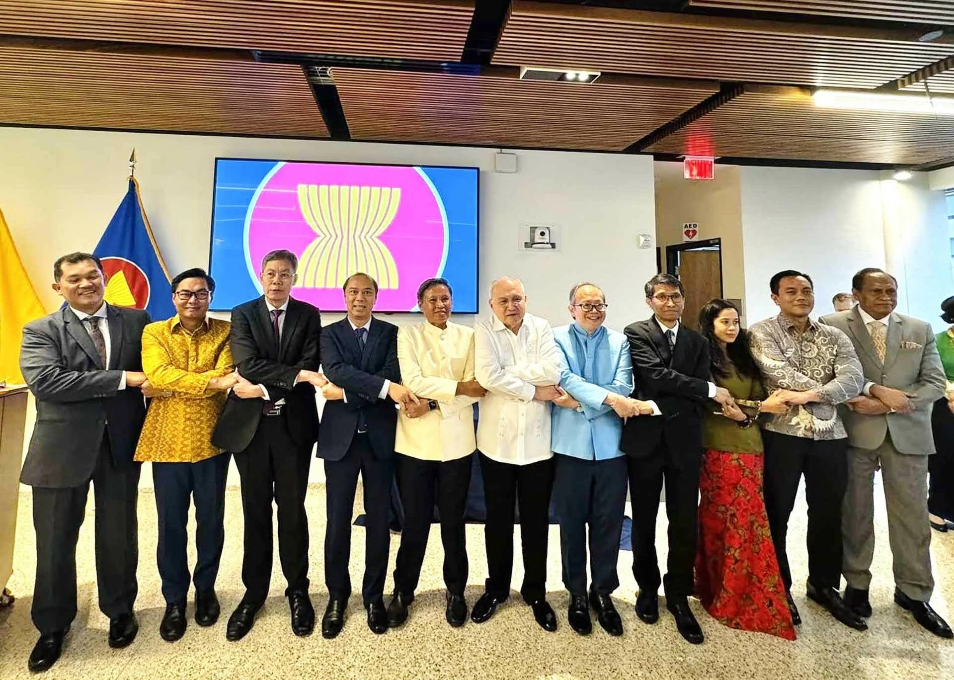 Kỷ niệm Ngày ASEAN 2024 tại Washington DC: Quảng bá vẻ đẹp đất nước, con người Việt Nam Kỷ niệm Ngày ASEAN 2024 tại Washington DC: Quảng bá vẻ đẹp đất nước, con người Việt Nam