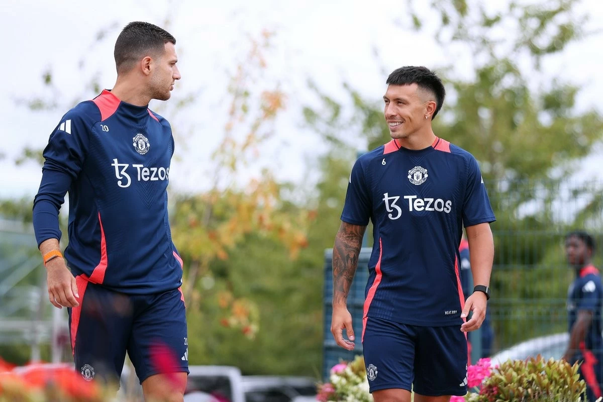 MU trông cả vào Lisandro. (Nguồn: Twitter) MU trông cả vào Lisandro. (Nguồn: Twitter)