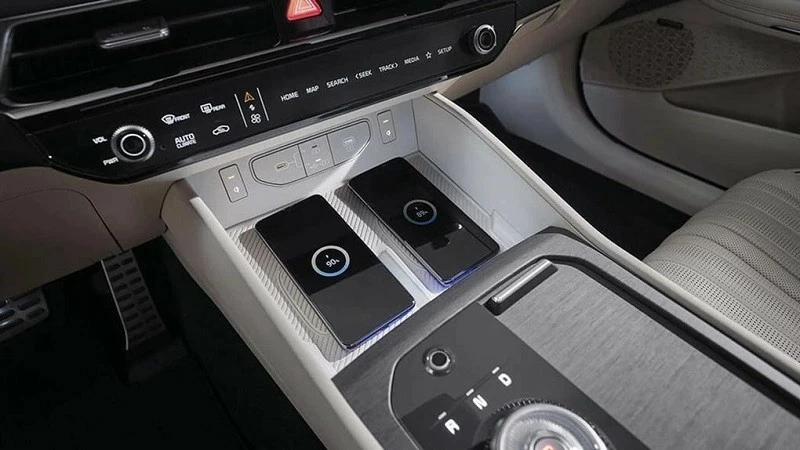 Cận cảnh Kia K8 2025 ra mắt tại Hàn Quốc, giá từ 687 triệu đồng Cận cảnh Kia K8 2025 ra mắt tại Hàn Quốc, giá từ 687 triệu đồng