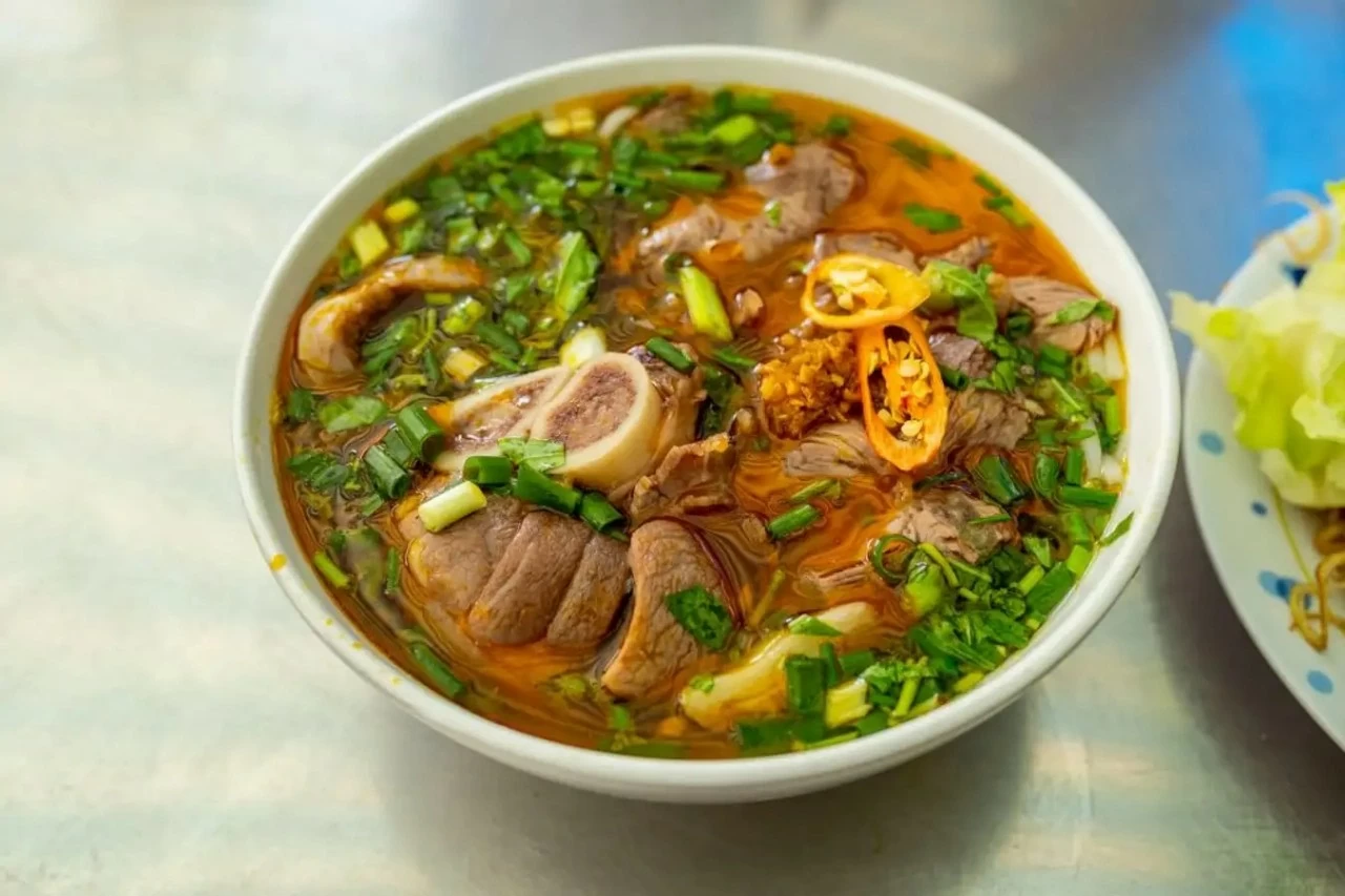 Bún bò Củ Chi. (Nguồn: traveloka) Bún bò Củ Chi. (Nguồn: traveloka)