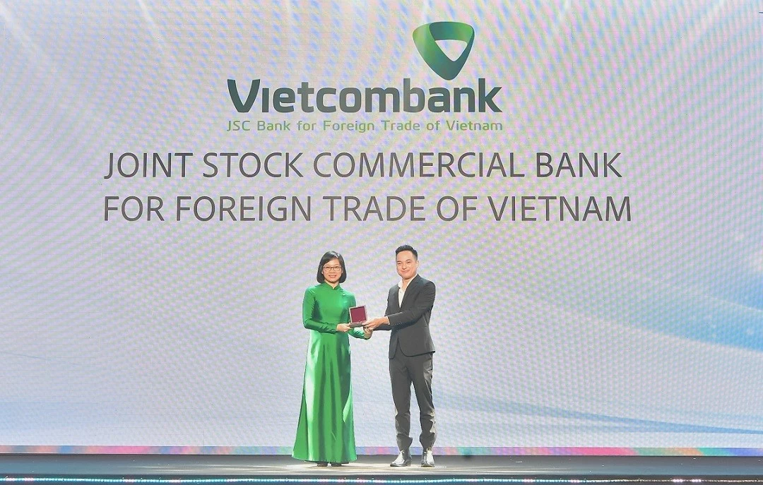 Vietcombank là nơi làm việc tốt nhất châu Á năm 2024 Vietcombank là nơi làm việc tốt nhất châu Á năm 2024