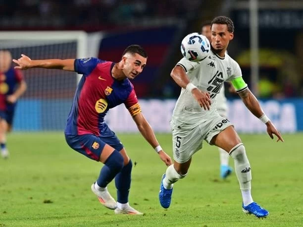 Barcelona 0-3 AS Monaco: Cú sốc đầu tiên của Flick Barcelona 0-3 AS Monaco: Cú sốc đầu tiên của Flick