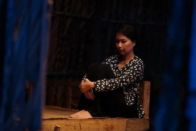 Cẩm Ly đóng vai phụ và thể hiện ca khúc chủ đề phim điện ảnh 'Ma da' Cẩm Ly đóng vai phụ và thể hiện ca khúc chủ đề phim điện ảnh 'Ma da'