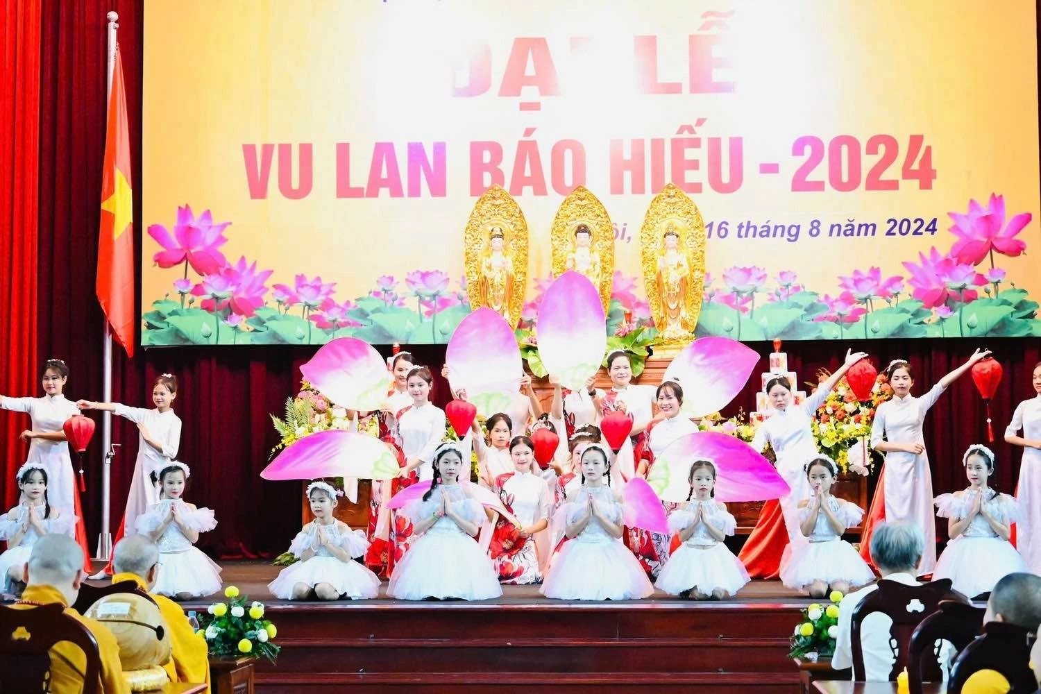 Hướng về ngày lễ Vu Lan báo hiếu Vu Lan báo hiếu - Ngày lễ đong đầy ý nghĩa, khắc họa những giá trị nhân văn sâu sắc