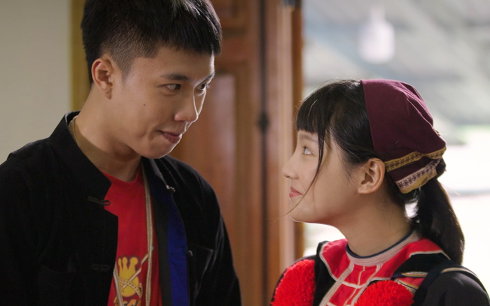 Nhan sắc trong veo của Thu Hà Ceri - 'nàng Pu' trong phim Đi giữa trời rực rỡ