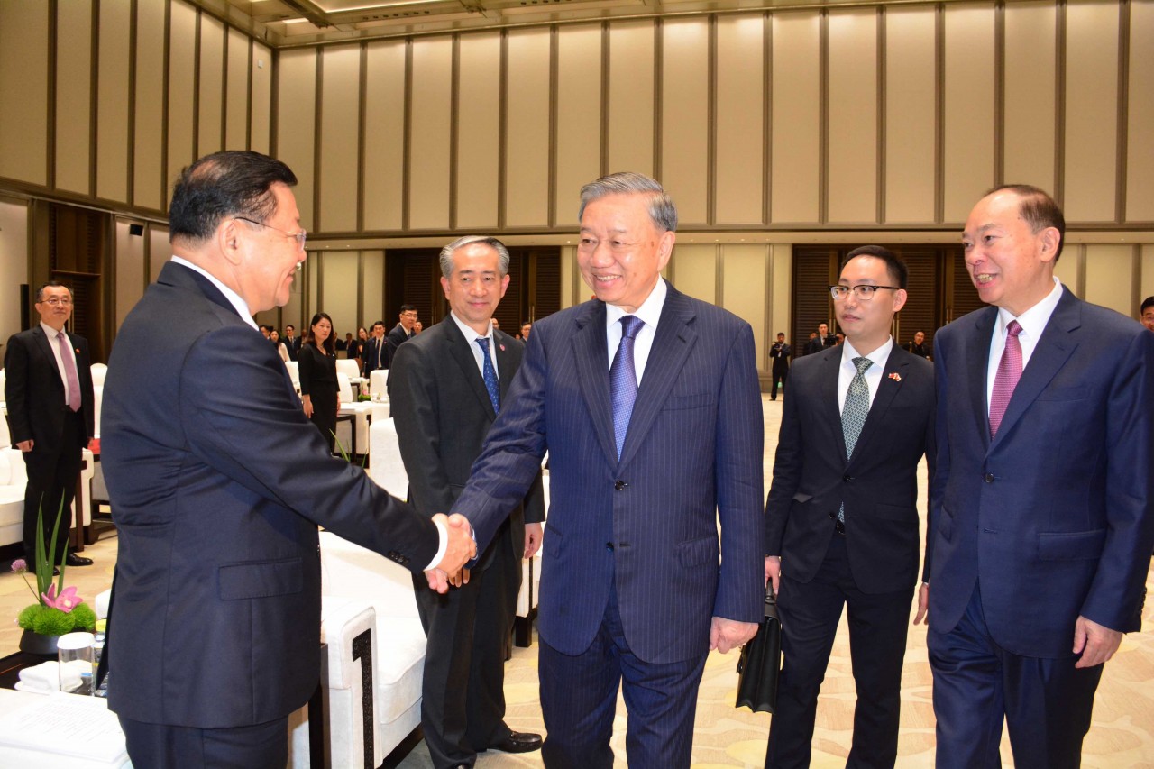 Trung Quốc dành nhiều biệt lệ để đón tiếp Tổng Bí thư, Chủ tịch nước Tô Lâm và Phu nhân Trung Quốc dành nhiều biệt lệ để đón tiếp Tổng Bí thư, Chủ tịch nước Tô Lâm và Phu nhân