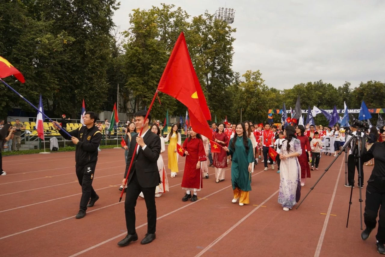 Cộng đồng người Việt giành thành tích cao tại Đại hội thể thao Doanh nghiệp Thế giới lần thứ nhất Cộng đồng người Việt giành thành tích cao tại Đại hội thể thao Doanh nghiệp Thế giới