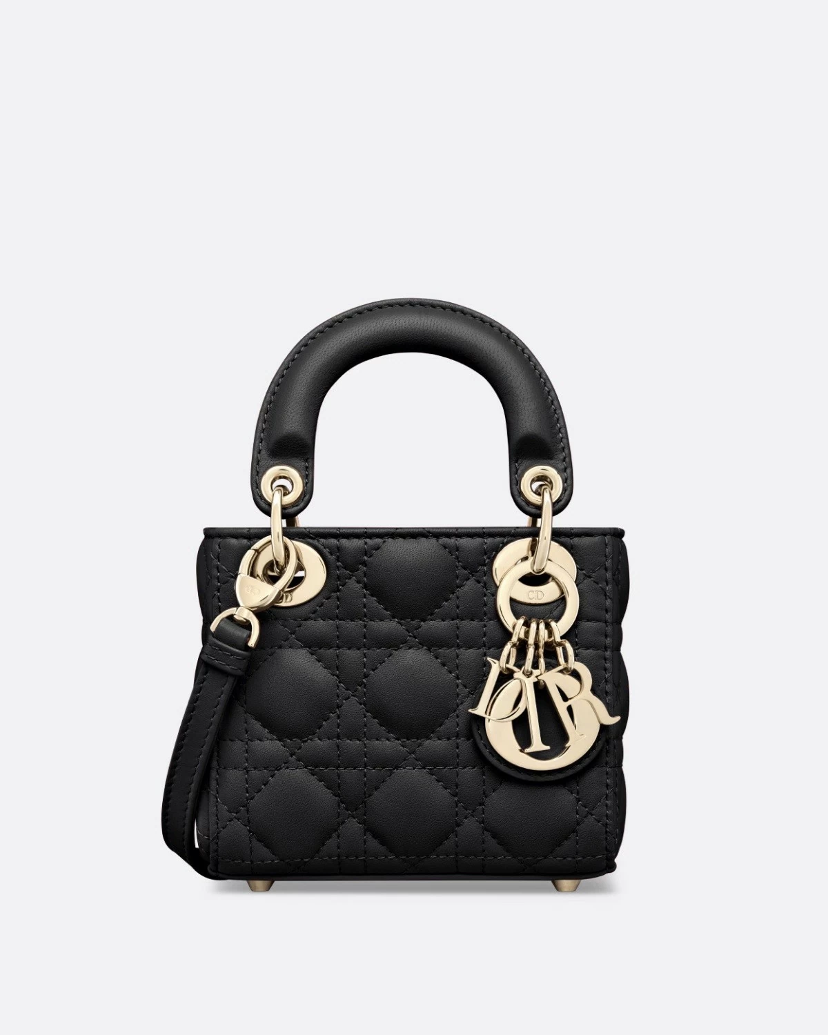 Con gái Lọ Lem nhà MC Quyền Linh Con gái Lọ Lem nhà MC Quyền Linh