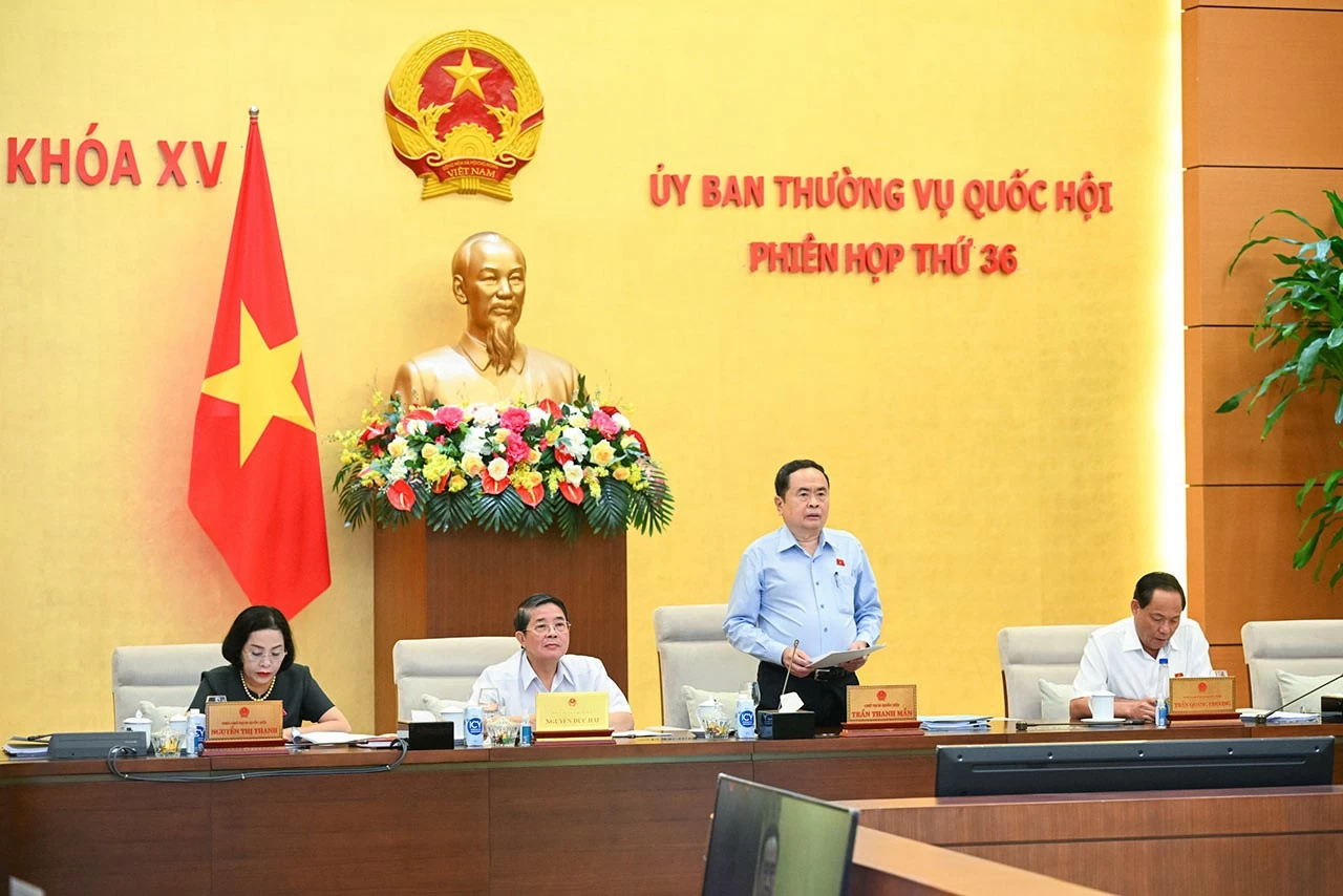 Khai mạc kỳ họp 36 Ủy ban Thường vụ Quốc hội: Thảo luận 3 dự án Luật, chất vấn và trả lời chất vấn; phê chuẩn bổ nhiệm Đại sứ Khai mạc kỳ họp 36 Ủy ban Thường vụ Quốc hội: Thảo luận 3 dự án Luật, chất vấn và trả lời chất vấn; phê chuẩn bổ nhiệm Đại sứ