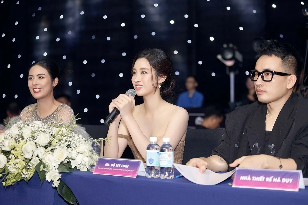 Hoa hậu Đỗ Mỹ Linh Hoa hậu Đỗ Mỹ Linh