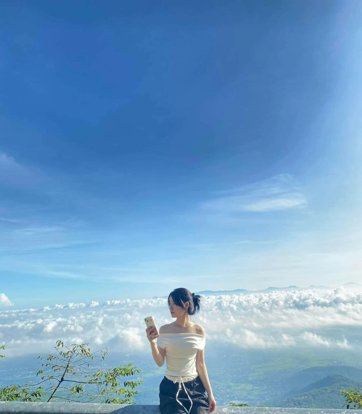 Ngắm biển mây bồng bềnh, bình minh 'mát lạnh như Đà Lạt' ở ngay Hà Nội Ngắm biển mây bồng bềnh, bình minh 'mát lạnh như Đà Lạt' ở ngay Hà Nội