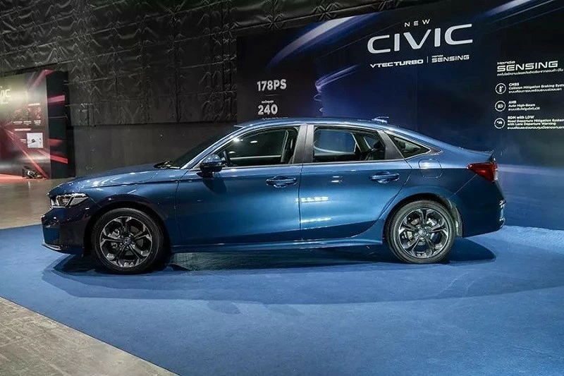 Honda Civic 2025 ra mắt tại thị trường Thái Lan Honda Civic 2025 ra mắt tại thị trường Thái Lan