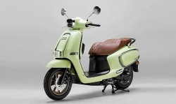 Cận cảnh xe tay ga cổ điển Suzuki US125 sắp ra mắt thị trường