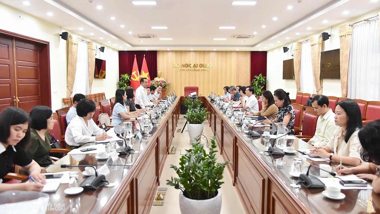 Bộ Ngoại giao đồng hành, hỗ trợ tỉnh Quảng Nam tăng cường công tác Ngoại giao văn hóa Bộ Ngoại giao đồng hành, hỗ trợ tỉnh Quảng Nam tăng cường công tác Ngoại giao văn hóa