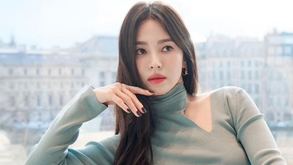 Gu thời trang tối giản, tinh tế của diễn viên Song Hye Kyo