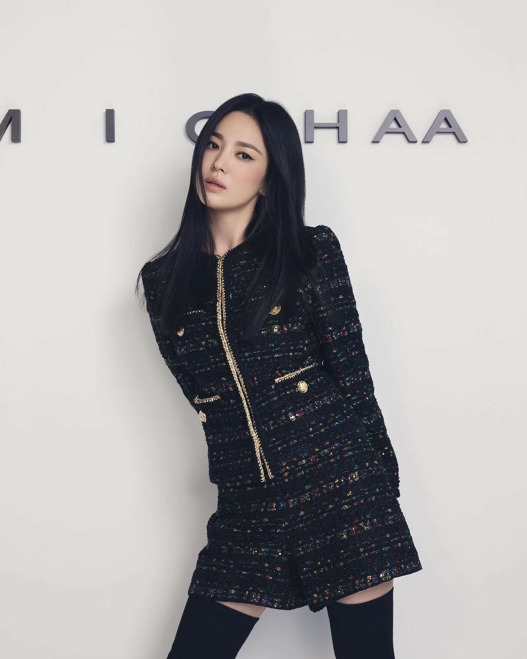 Gu thời trang tối giản, tinh tế của diễn viên Song Hye Kyo Gu thời trang tối giản, tinh tế của diễn viên Song Hye Kyo