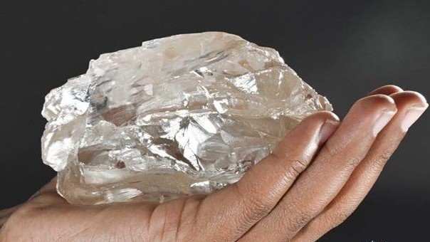 Botswana: Tìm thấy một trong những viên kim cương thô lớn nhất thế giới