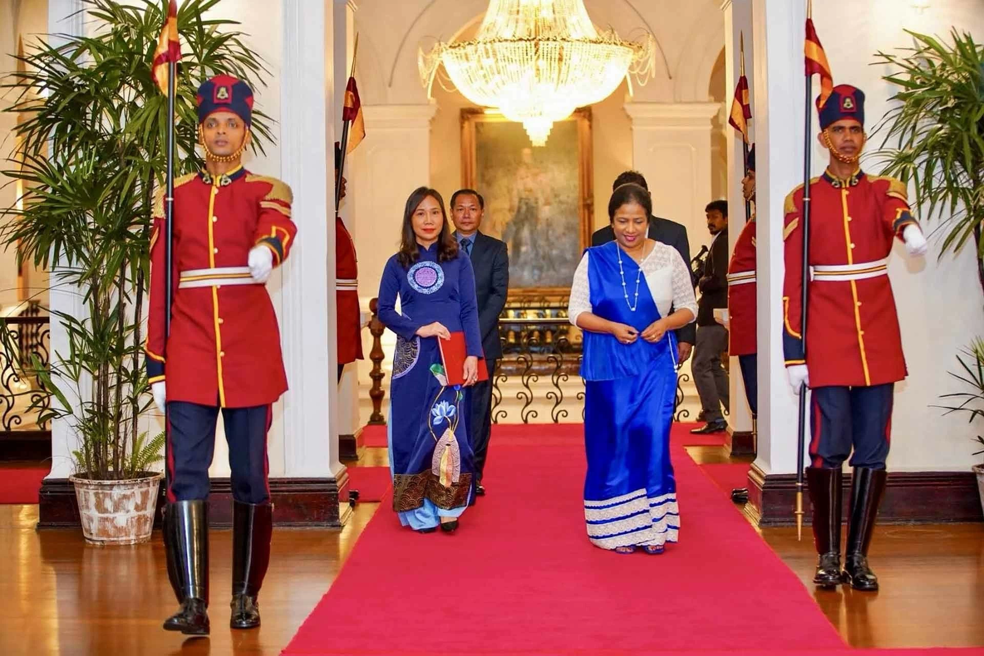 Đại sứ Trịnh Thị Tâm trình Thư ủy nhiệm lên Tổng thống Sri Lanka Đại sứ Trịnh Thị Tâm trình Thư ủy nhiệm lên Tổng thống Sri Lanka
