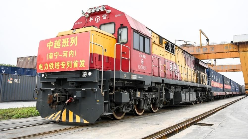 Tăng tốc hơn nữa những 'chuyến tàu' hợp tác kinh tế - thương mại Việt Nam-Trung Quốc