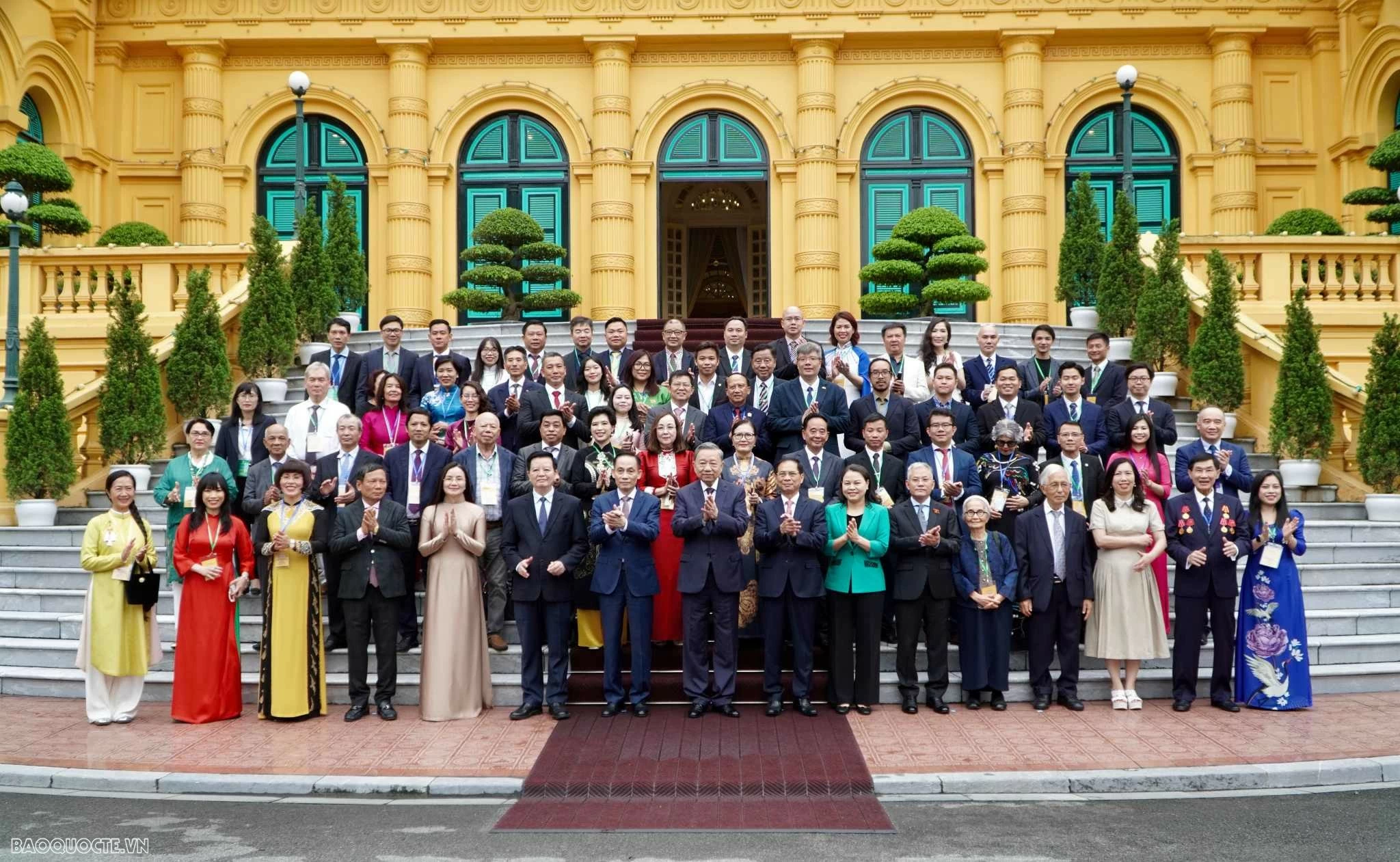 Tổng Bí thư, Chủ tịch nước Tô Lâm tiếp kiều bào Tổng Bí thư, Chủ tịch nước Tô Lâm tiếp kiều bào