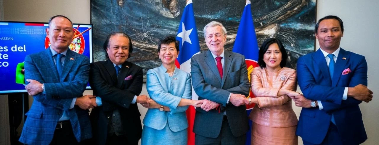 Đại sứ Phạm Trường Giang: Khẳng định vị thế Việt Nam trong chính sách của Chile và đối với các nước Mỹ Latinh Đại sứ Phạm Trường Giang: Khẳng định vị thế Việt Nam trong chính sách của Chile và đối với các nước Mỹ Latinh