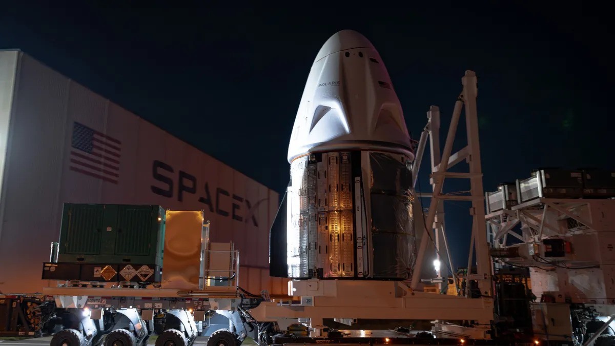 SpaceX tạm hoãn sứ mệnh Polaris Dawn