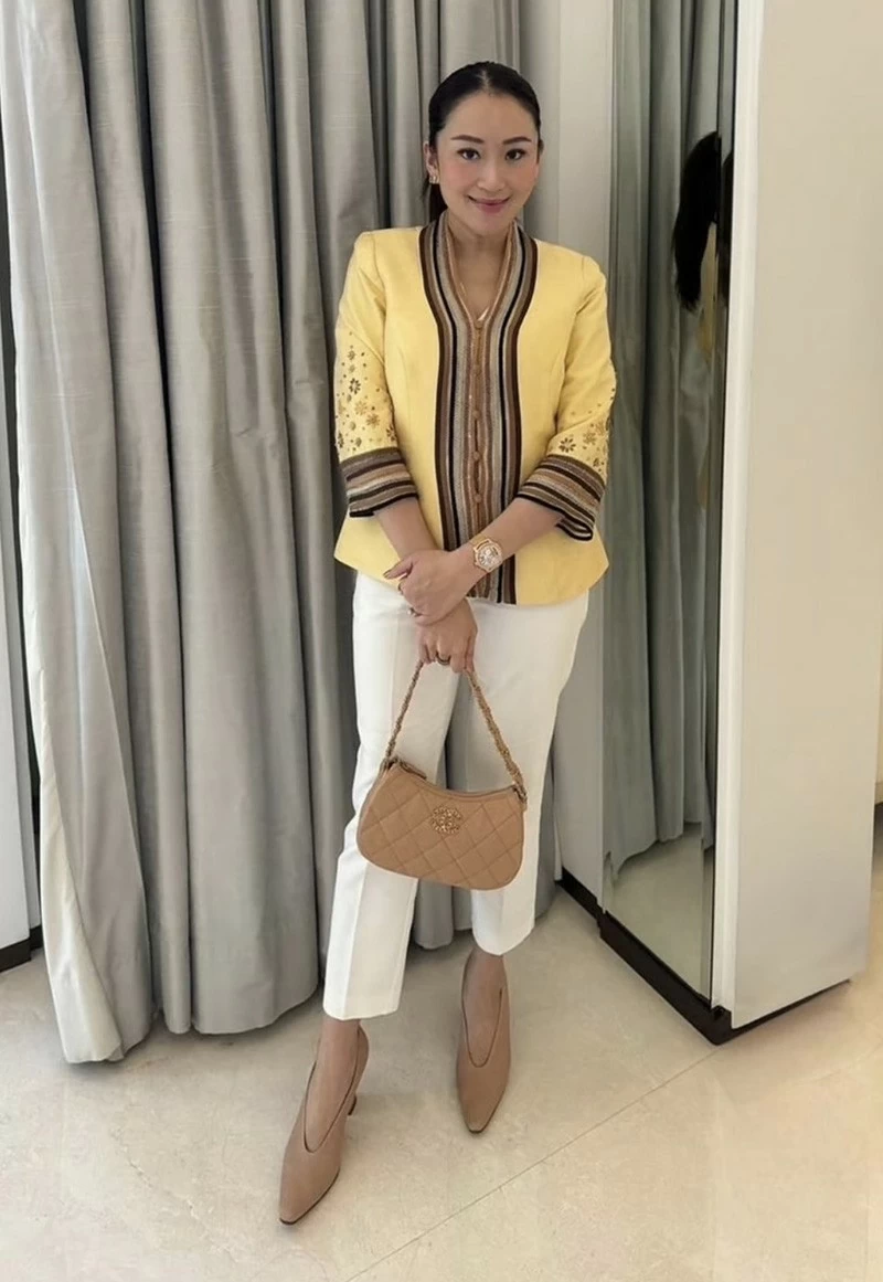 Ngoại giao thời trang: Thủ tướng trẻ của Thái Lan đang viết lại các quy tắc thời trang Ngoại giao thời trang: Thủ tướng trẻ của Thái Lan đang viết lại các quy tắc thời trang