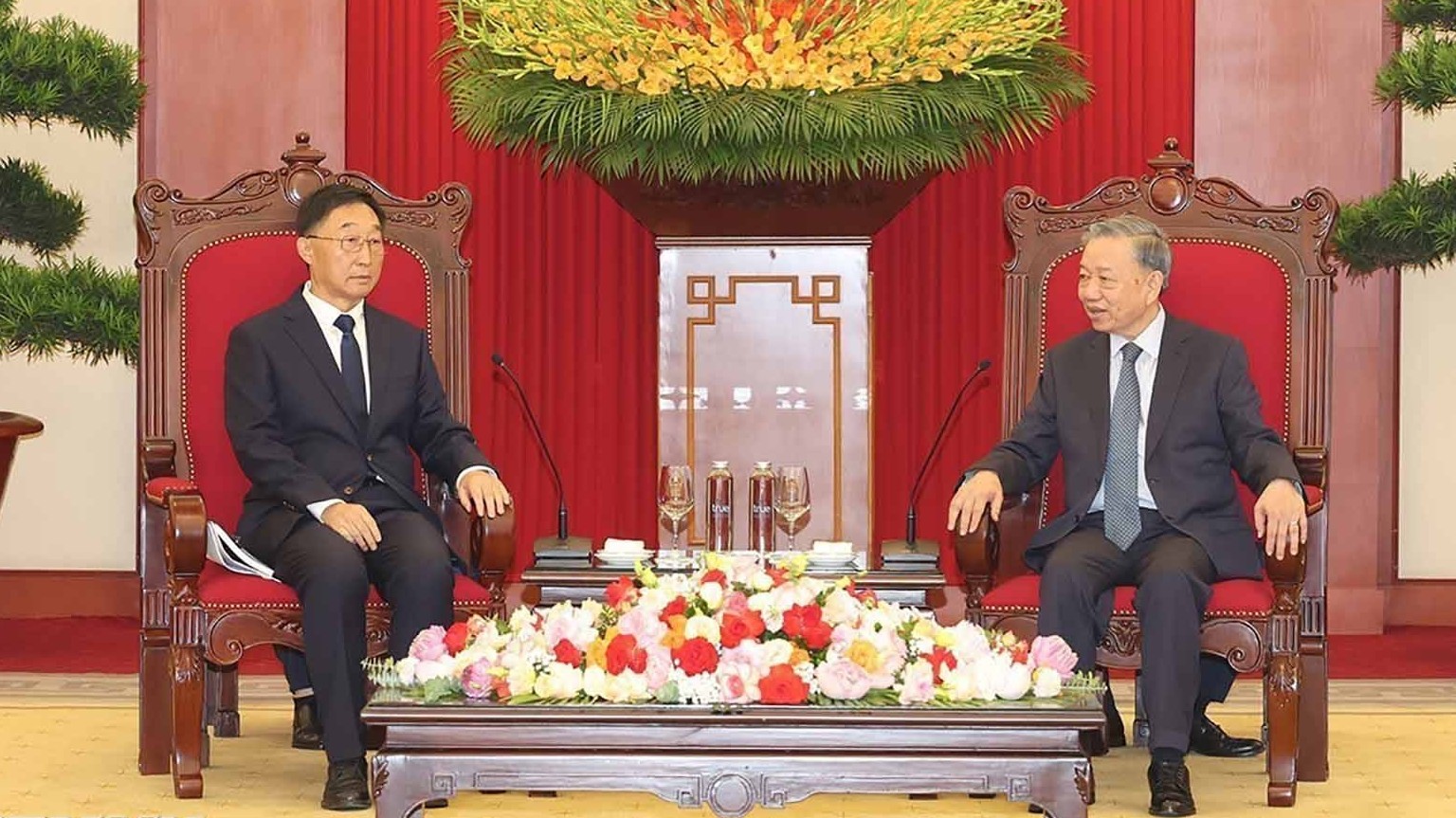 Tổng Bí thư, Chủ tịch nước Tô Lâm tiếp Bí thư Khu ủy Quảng Tây, Trung Quốc
