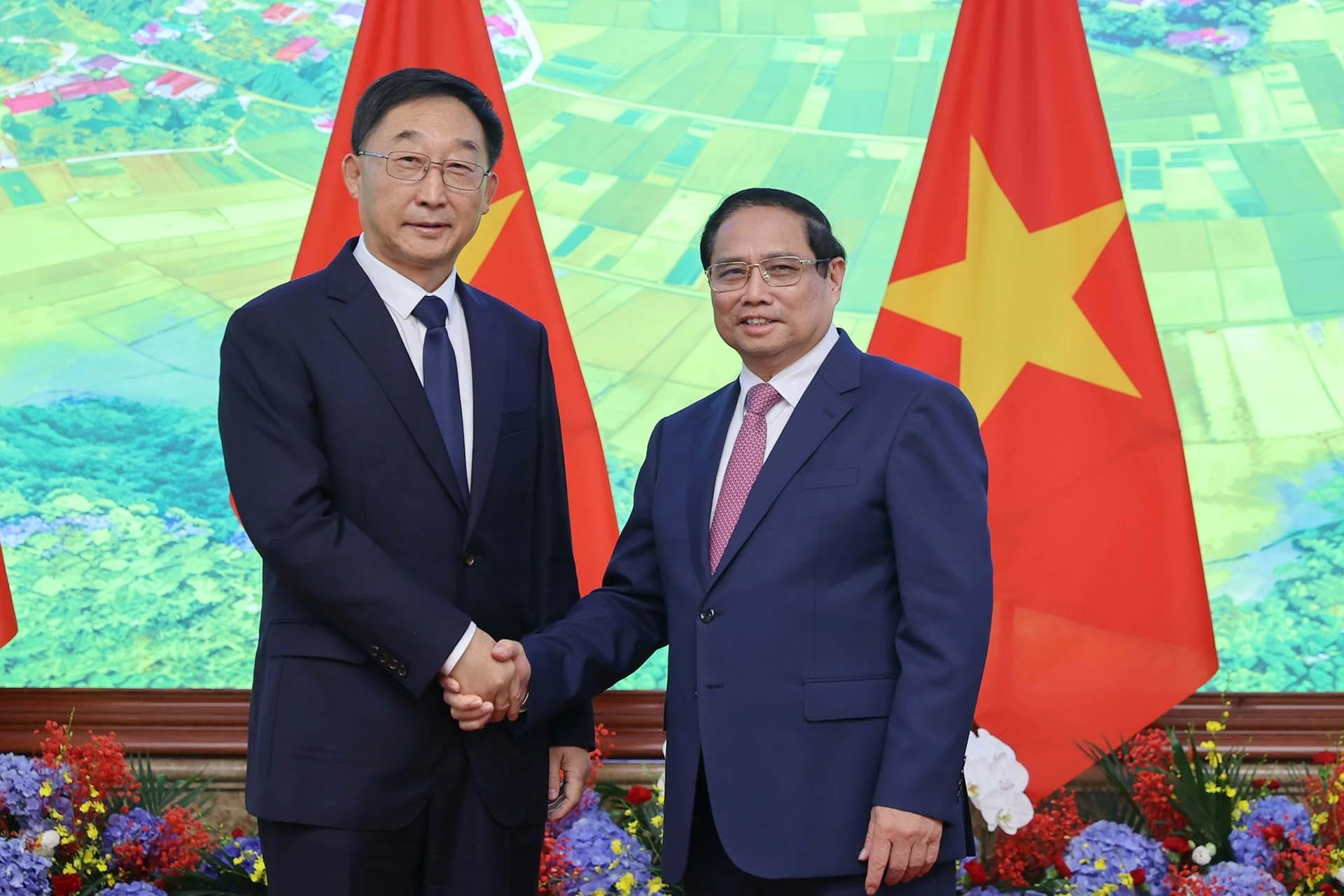 Thủ tướng Phạm Minh Chính tiếp Bí thư Khu ủy Quảng Tây, Trung Quốc Thủ tướng Phạm Minh Chính tiếp Bí thư Khu ủy Quảng Tây, Trung Quốc